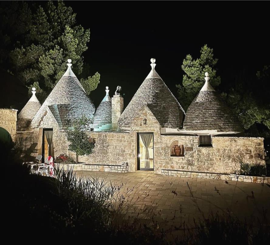 Trullo Bosco Libero Ostuni Villa Екстериор снимка